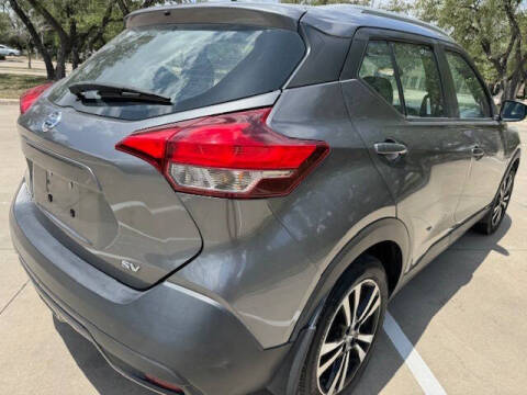 2019 Nissan Kicks S