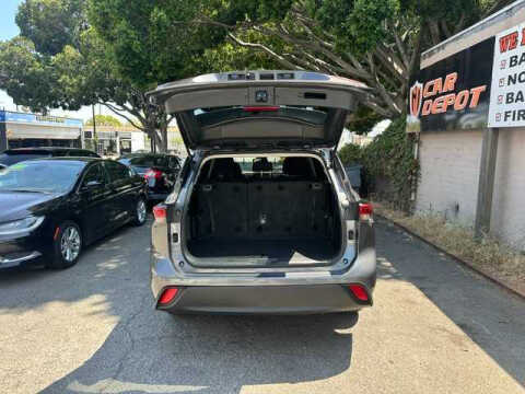 2021 Toyota Highlander L