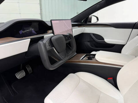 2023 Tesla Model S Standard Range