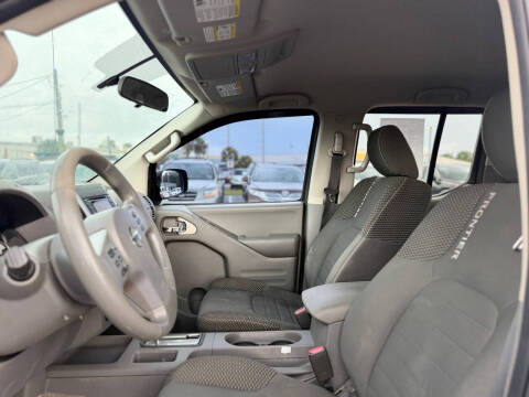 2016 Nissan Frontier S