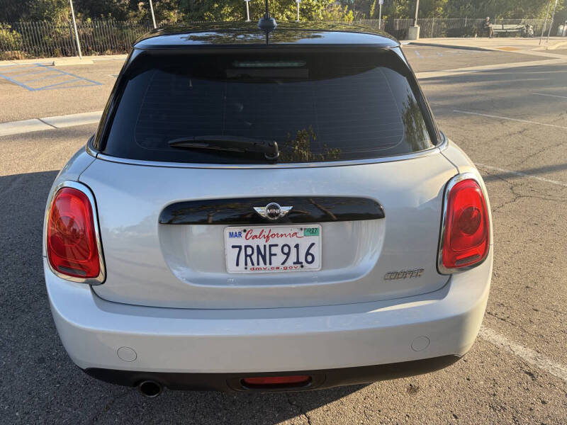 2016 MINI Hardtop 4 Door Cooper