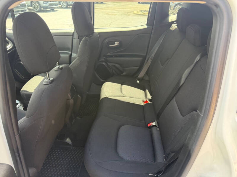 2023 Jeep Renegade Latitude