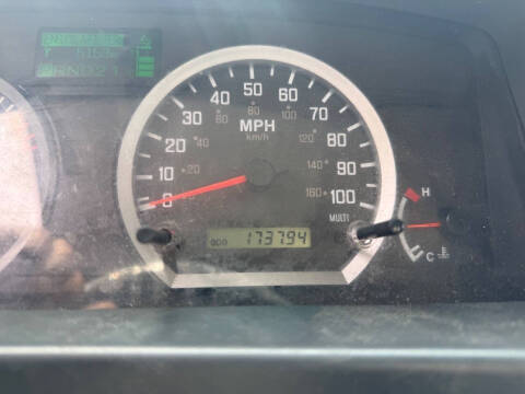 2011 Isuzu NPR