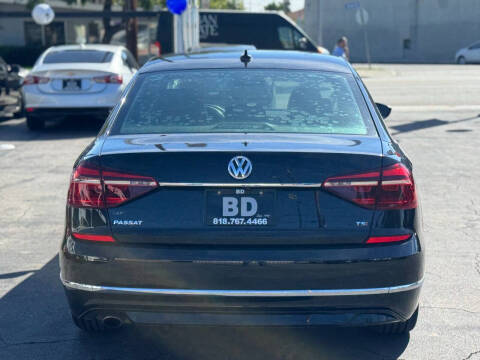 2017 Volkswagen Passat 1.8T R-Line