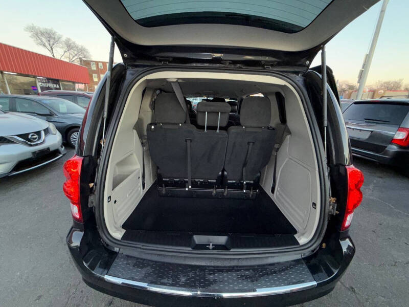 2016 Dodge Grand Caravan SE