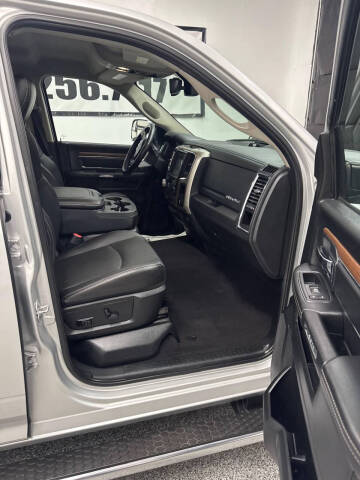 2016 RAM 1500 Laramie