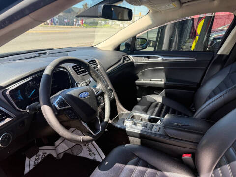 2020 Ford Fusion SEL