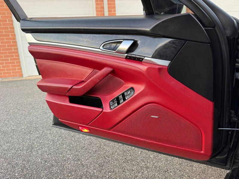 2015 Porsche Panamera