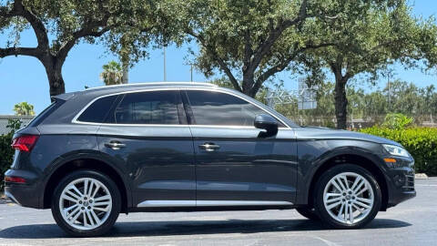 2018 Audi Q5 2.0T quattro Premium Plus