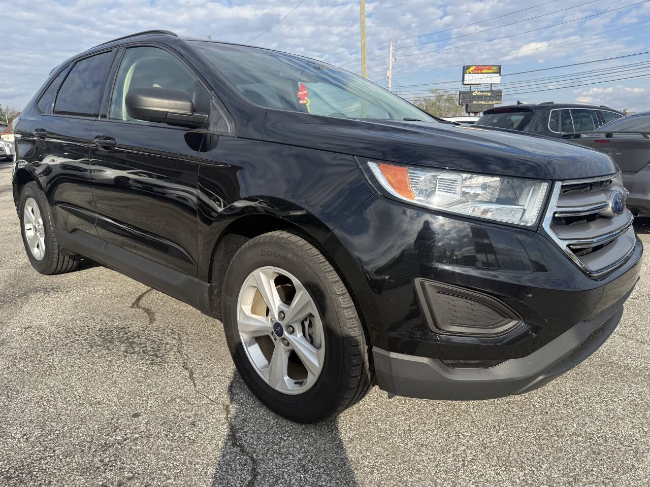 Black 2016 Ford Edge SE SE 4dr Crossover 1