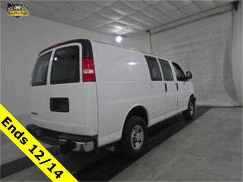 2023 Chevrolet Express 2500