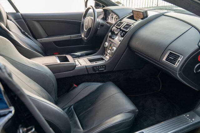 2010 Aston Martin DB9 33