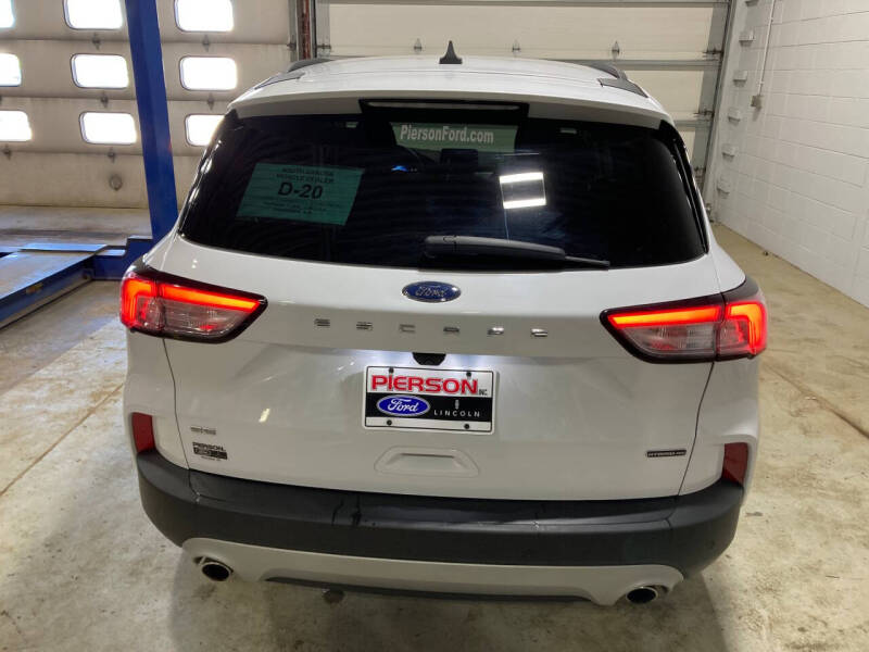 2021 Ford Escape Hybrid SE