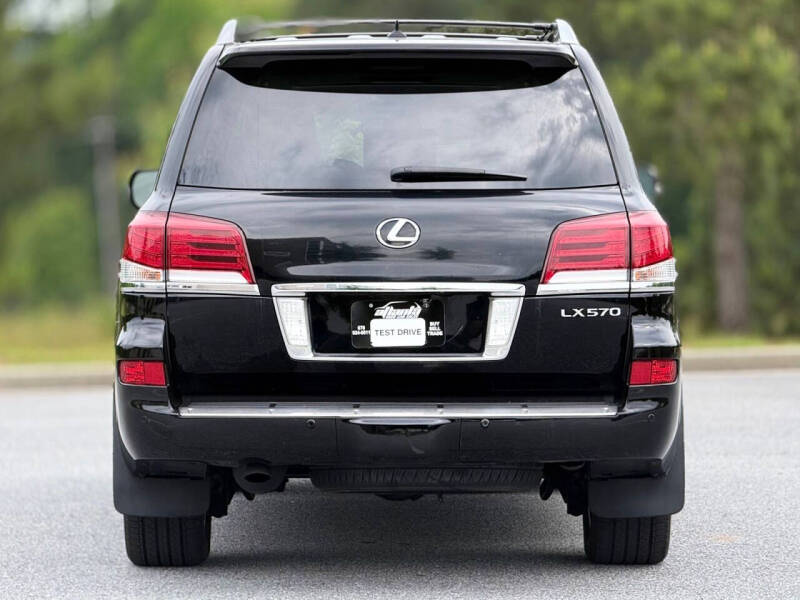 2015 Lexus LX 570
