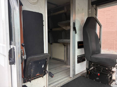2013 Isuzu NPR