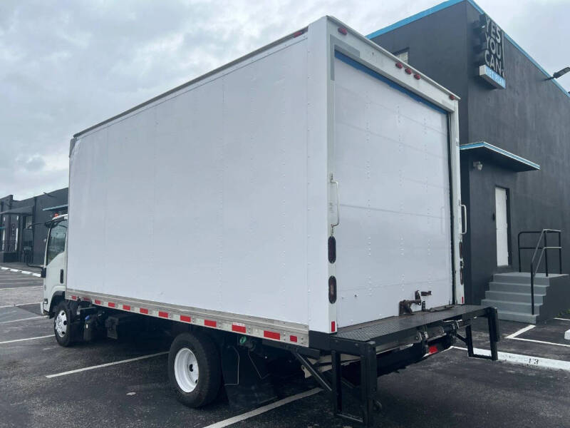 2018 Isuzu NPR