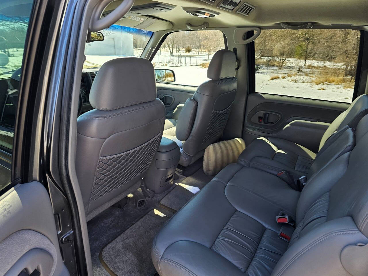 1999 GMC Suburban 126