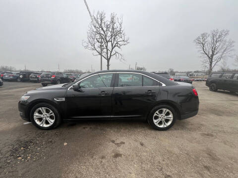 2013 Ford Taurus SEL