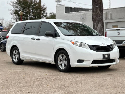 2015 Toyota Sienna L 7-Passenger