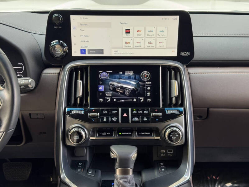 2023 Lexus LX 600 Luxury