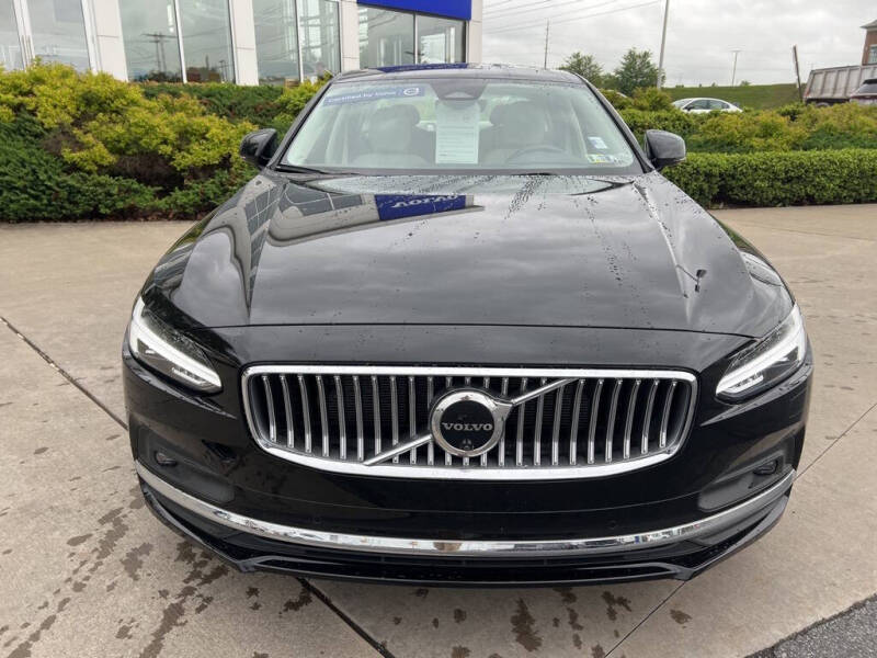 2025 Volvo S90 B6 Plus