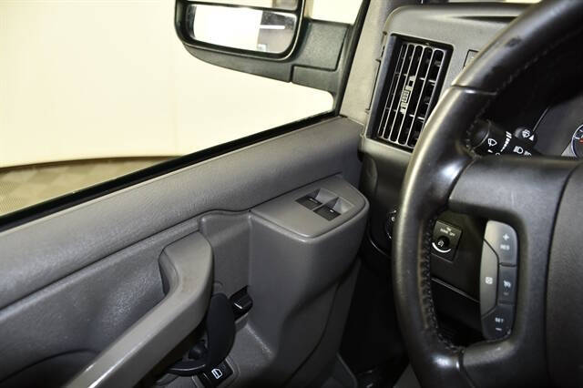 2020 Chevrolet Express 2500