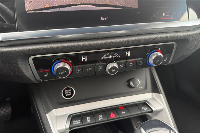 2024 Audi Q3 quattro S line Premium 45 TFSI