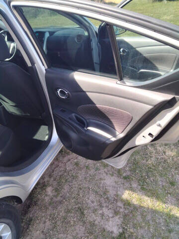 2017 Nissan Versa 1.6 S