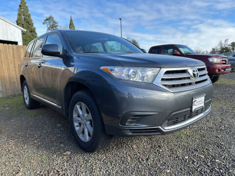 2013 Toyota Highlander for sale at Universal Auto Sales in Salem OR