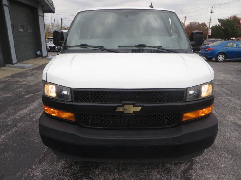 2021 Chevrolet Express 2500