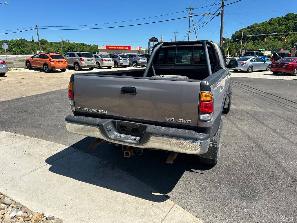 2000 Toyota Tundra SR5 2dr SR5 V8 4WD Standard Cab LB 3