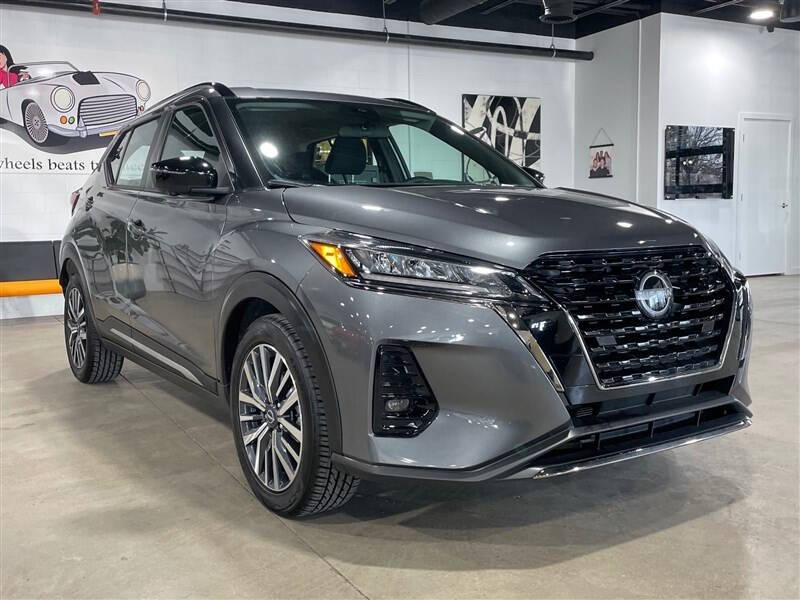 2024 Nissan Kicks SR