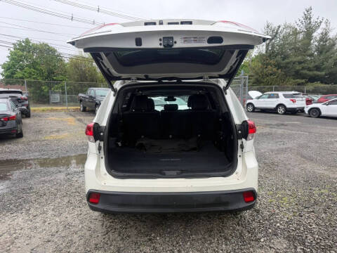 2017 Toyota Highlander