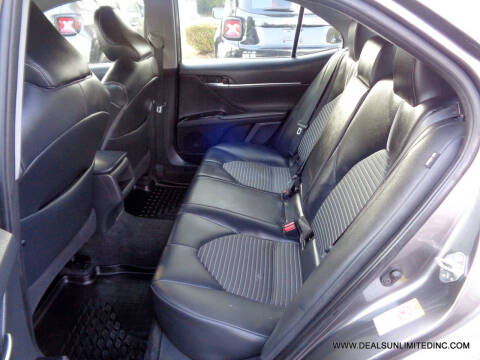 2018 Toyota Camry SE