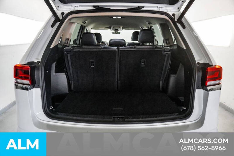 2025 Volkswagen Atlas SE
