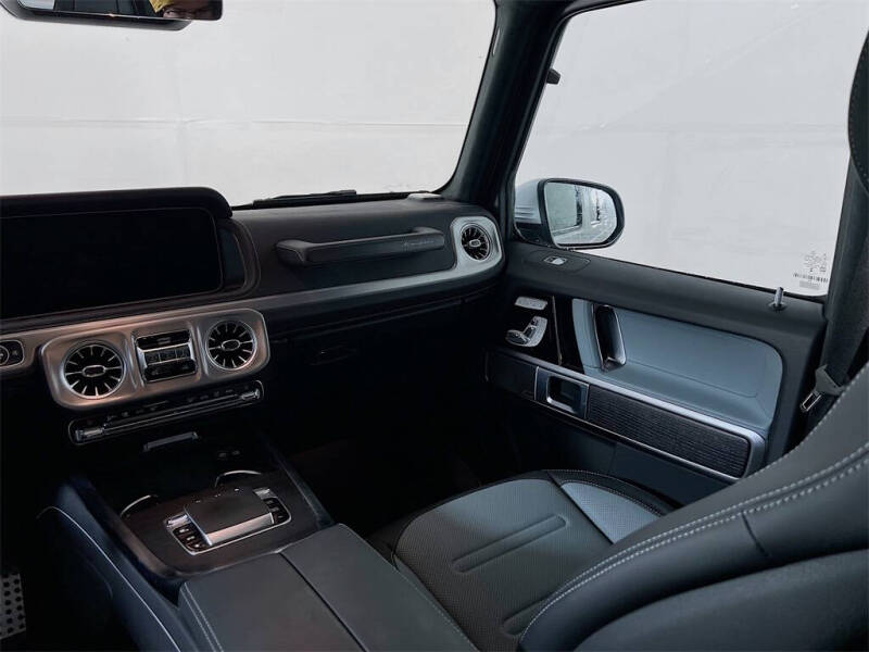 2025 Mercedes-Benz G-Class G 550