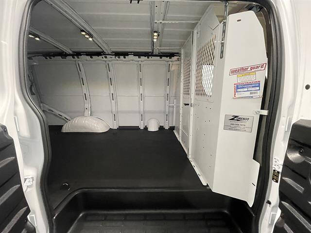 2026 GMC Savana 2500