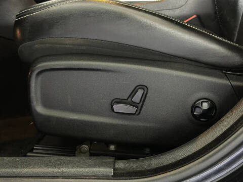 2018 Chrysler 300 S