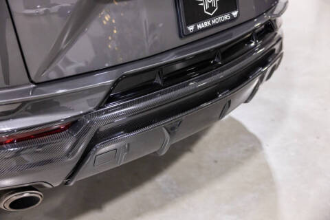 2023 Lamborghini Urus Performante