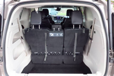 2018 Chrysler Pacifica Touring L Plus