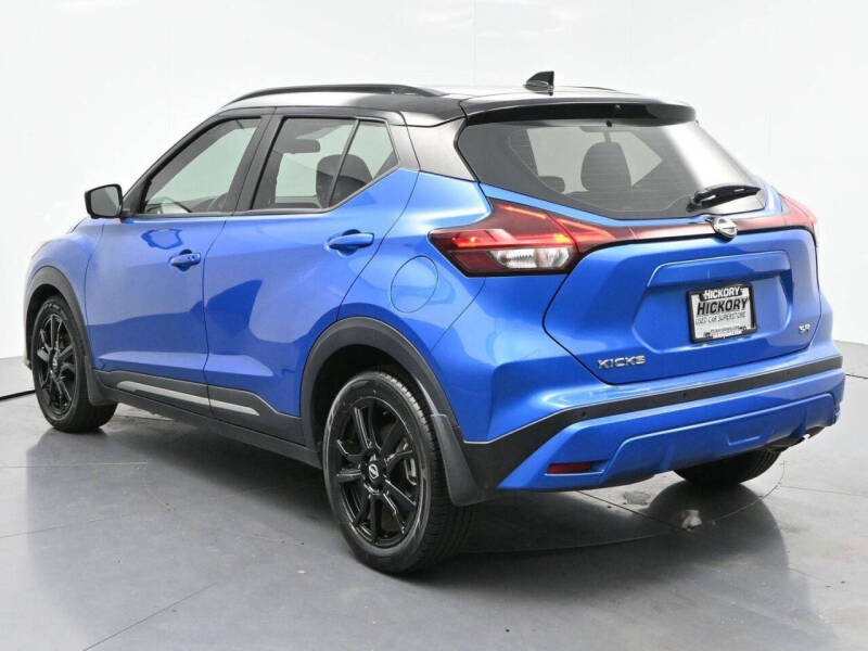 2023 Nissan Kicks SR