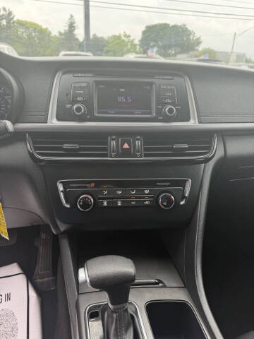 2017 Kia Optima LX