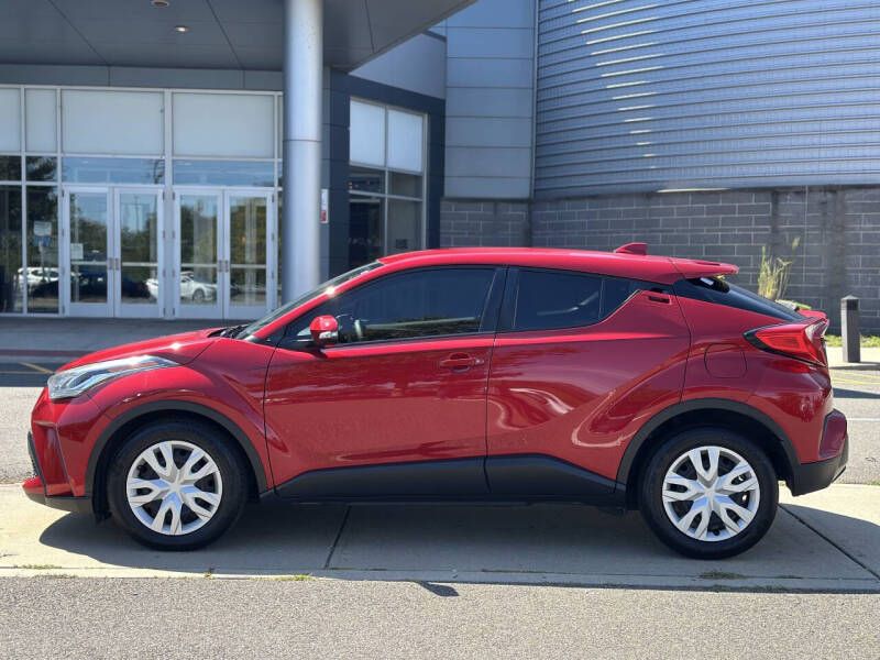 2020 Toyota C-HR XLE