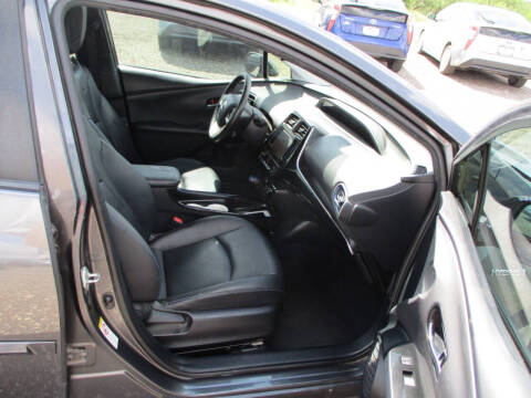 2017 Toyota Prius Three Touring