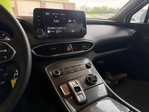 2023 Hyundai Santa Fe SE