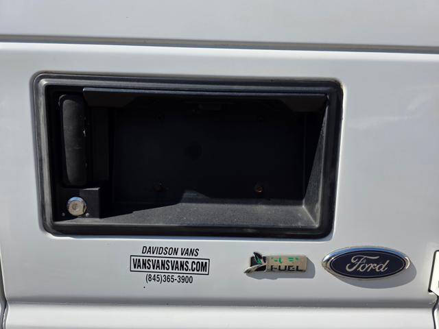 2012 Ford E-Series E-350 SD