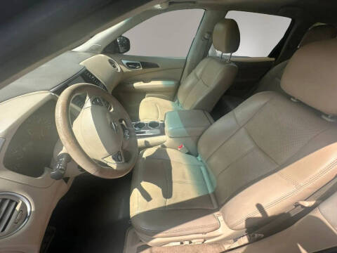 2015 Nissan Pathfinder Platinum