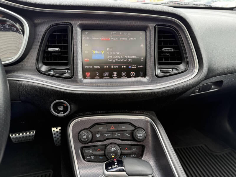 2016 Dodge Challenger R/T Scat Pack