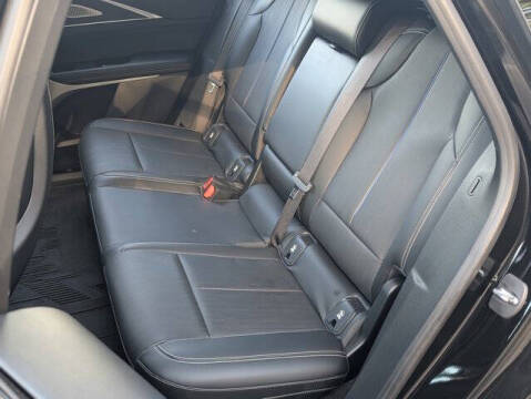 2023 Cadillac LYRIQ Luxury