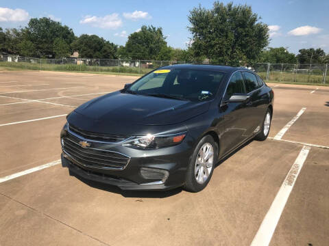 2017 Chevrolet Malibu for sale at LA PULGA DE AUTOS in Dallas TX